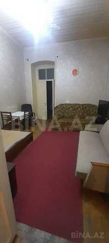 İcarəyə verilir 2 otaqlı köhnə tikili 55 m², 28 May m., photo 1 from 7