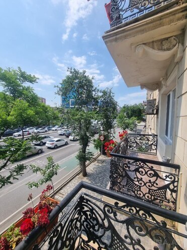 Продаётся 3-комн. вторичка 80 м², м. Шах Исмаил Хатаи, photo 14 from 15