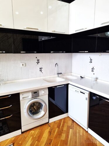 Сдаётся 3-комн. новостройка 135 м², м. 8 ноября, photo 9 from 20