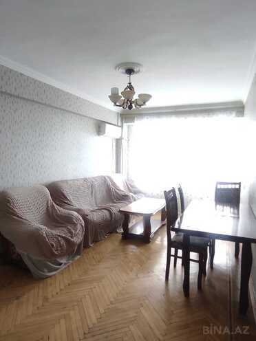 Satılır 2 otaqlı köhnə tikili 70 m², Yasamal r., photo 1 from 13