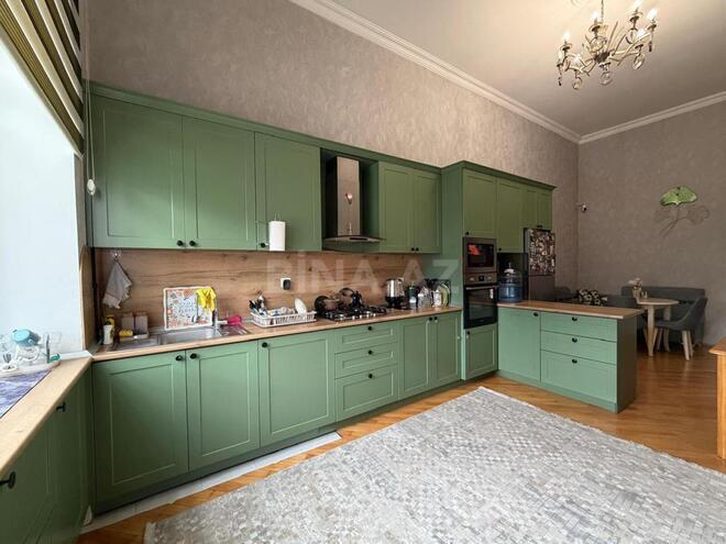 Satılır 5 otaqlı köhnə tikili 255 m², Yasamal r., photo 8 from 27