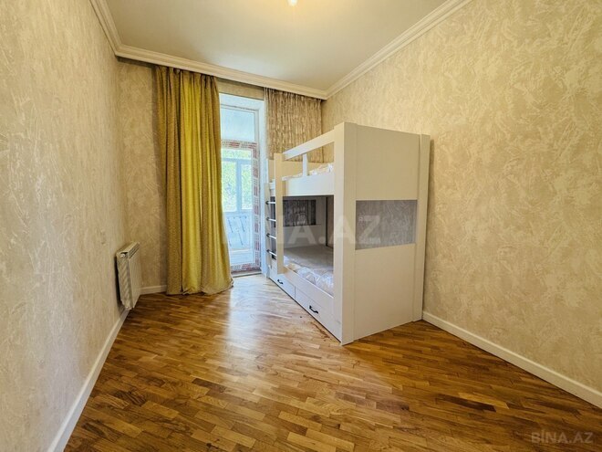 Satılır 3 otaqlı köhnə tikili 85 m², Qara Qarayev m., photo 8 from 13