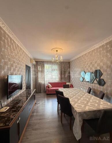 Продаётся 3-комн. вторичка 65 м², м. Иншаатчылар, photo 3 from 12