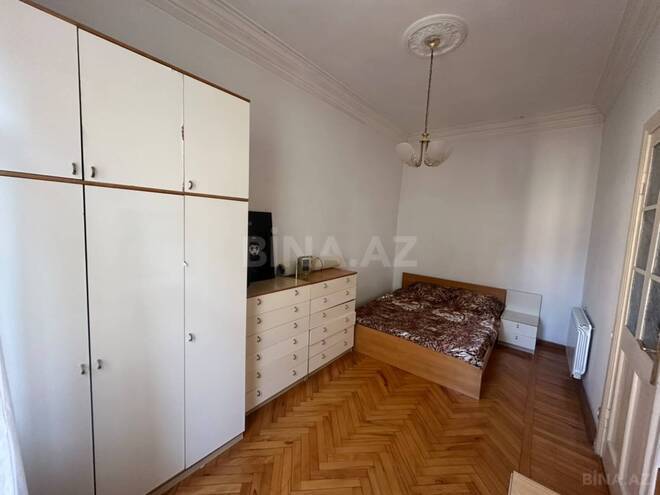 Satılır 2 otaqlı köhnə tikili 65 m², Sahil m., photo 9 from 15