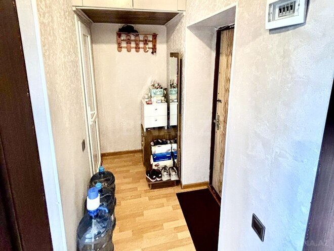 Продаётся 1-комн. вторичка 40 м², м. Кара Караев, photo 7 from 32