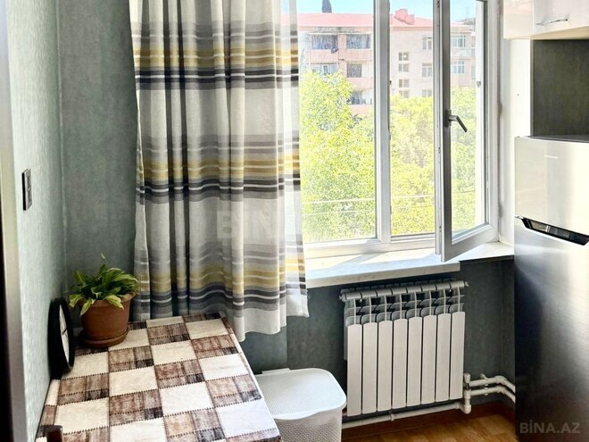 Продаётся 1-комн. вторичка 40 м², м. Кара Караев, photo 16 from 32