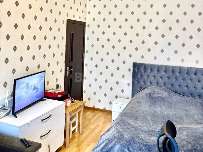 Продаётся 1-комн. вторичка 40 м², м. Кара Караев, photo 5 from 32