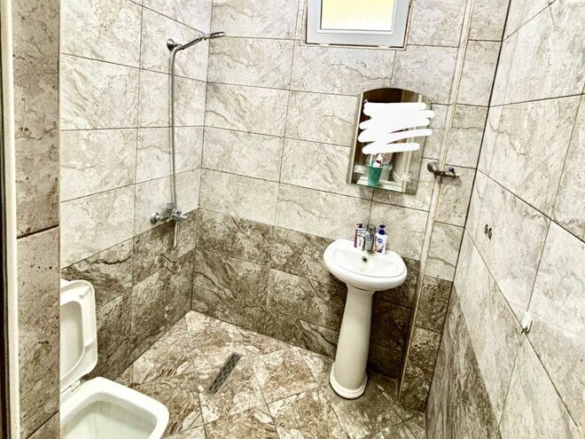 Продаётся 1-комн. вторичка 40 м², м. Кара Караев, photo 28 from 32