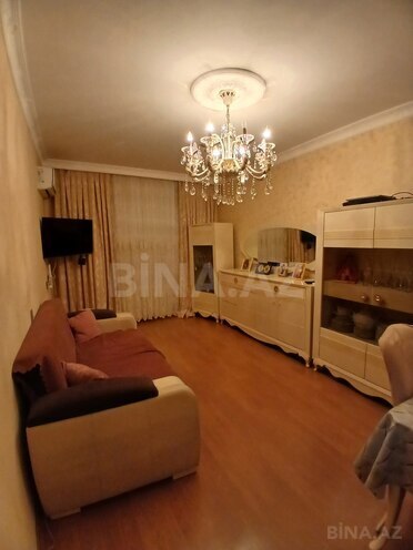 Satılır 2 otaqlı köhnə tikili 60 m², Yeni Günəşli q., photo 1 from 18