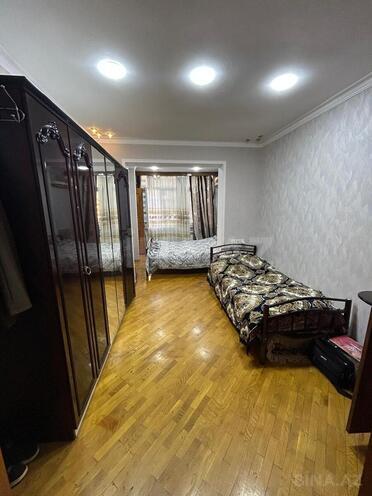 Продаётся 2-комн. вторичка 53 м², м. Иншаатчылар, photo 4 from 13