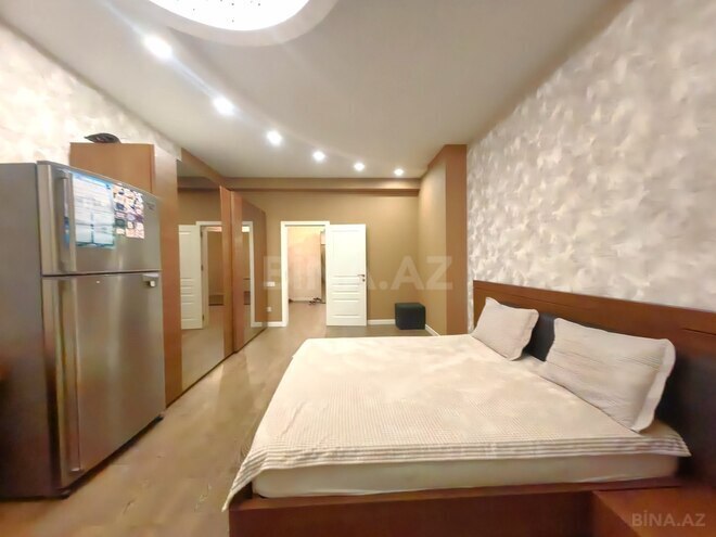 Satılır 4 otaqlı yeni tikili 210 m², 28 May m., photo 10 from 31