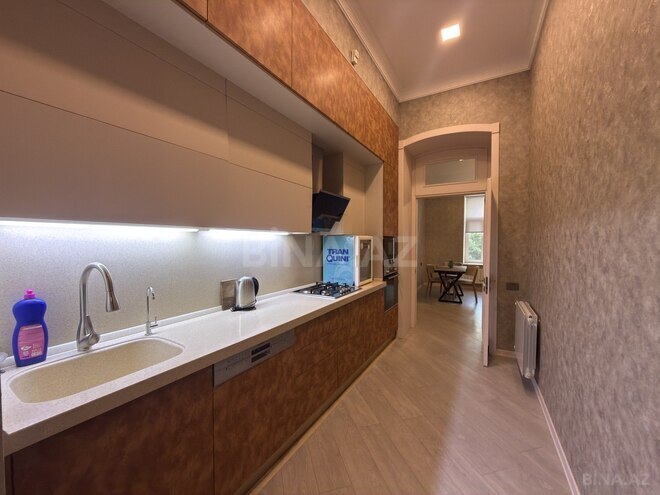 İcarəyə verilir 2 otaqlı köhnə tikili 73 m², Sahil m., photo 7 from 24