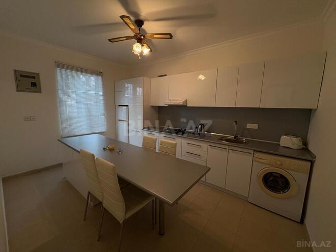 Satılır 7 otaqlı həyət evi/bağ evi 300 m², Hövsan q., photo 13 from 16