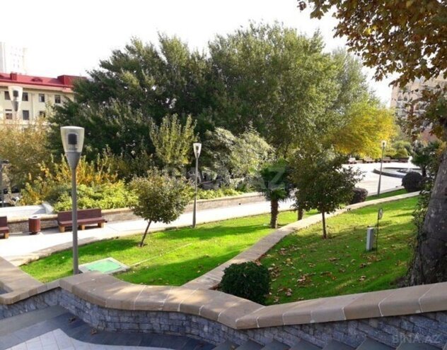 Сдаётся 2-комн. вторичка 60 м², м. Ичеришехер, photo 5 from 18