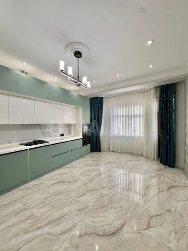 Продаётся 3-комн. новостройка 150 м², м. Гянджлик, photo 1 from 29