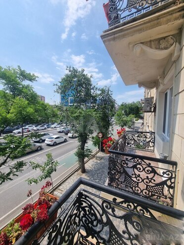 Продаётся 3-комн. вторичка 80 м², м. Шах Исмаил Хатаи, photo 3 from 17