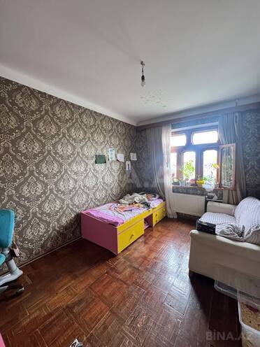 Satılır 3 otaqlı köhnə tikili 80 m², Bakıxanov q., photo 1 from 13