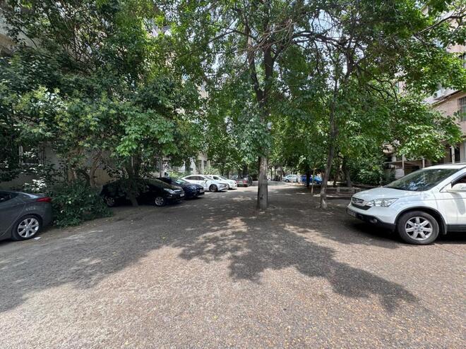 Продаётся 3-комн. вторичка 70 м², м. Мемар Аджеми, photo 3 from 11