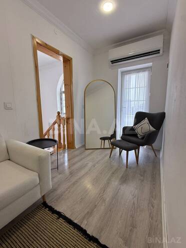 Satılır 5 otaqlı həyət evi/bağ evi 200 m², Suraxanı r., photo 11 from 17
