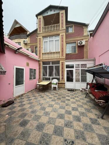 Satılır 8 otaqlı həyət evi/bağ evi 270 m², Yeni Günəşli q., photo 1 from 16