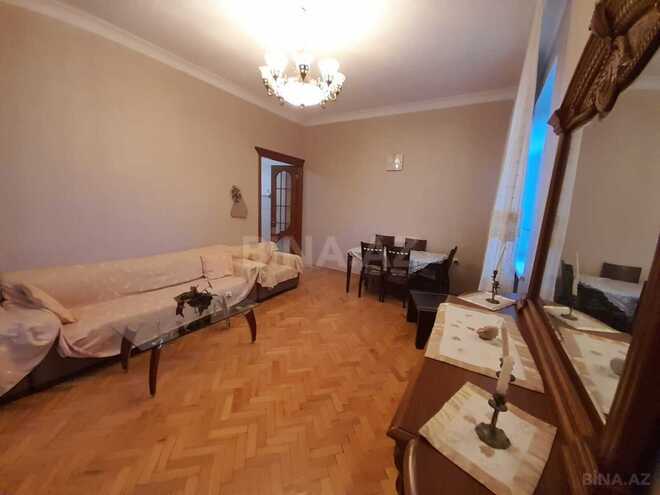 İcarəyə verilir 2 otaqlı köhnə tikili 65 m², 28 May m., photo 4 from 9