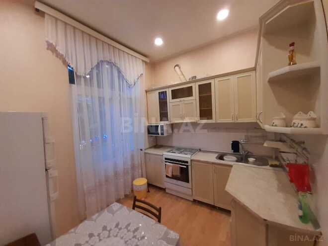 İcarəyə verilir 2 otaqlı köhnə tikili 65 m², 28 May m., photo 6 from 9