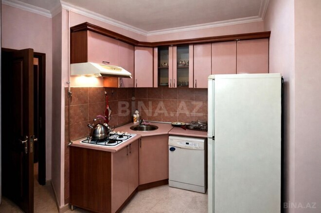 Продаётся 2-комн. вторичка 60 м², м. Нариман Нариманов, photo 8 from 10