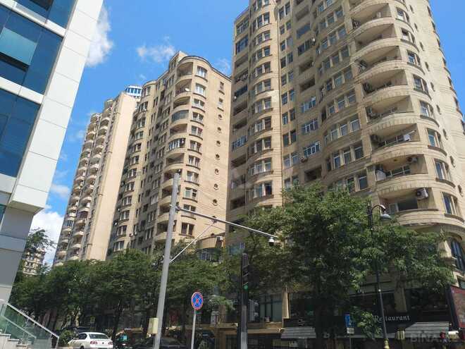 Satılır 4 otaqlı yeni tikili 180 m², Nizami m., photo 1 from 19