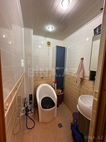 Satılır 5 otaqlı köhnə tikili 120 m², Xalqlar Dostluğu m., photo 8 from 13