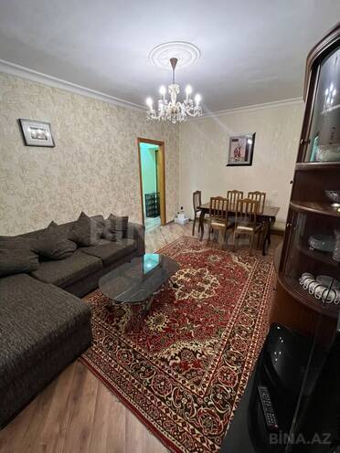 Satılır 2 otaqlı köhnə tikili 40 m², Elmlər Akademiyası m., photo 1 from 16