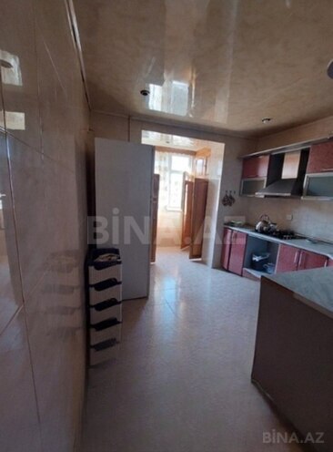 Продаётся 3-комн. вторичка 80 м², м. Ази Асланов, photo 4 from 7