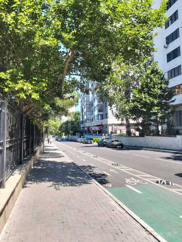 Satılır 2 otaqlı köhnə tikili 60 m², Elmlər Akademiyası m., photo 3 from 15