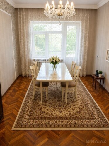 Satılır 5 otaqlı köhnə tikili 130 m², Azadlıq Prospekti m., photo 3 from 13