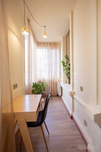 Satılır 3 otaqlı köhnə tikili 98 m², İçəri Şəhər m., photo 10 from 14