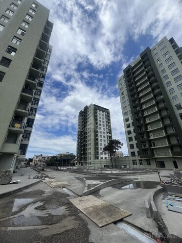 Продаётся 2-комн. новостройка 62.5 м², м. Низами, photo 1 from 17