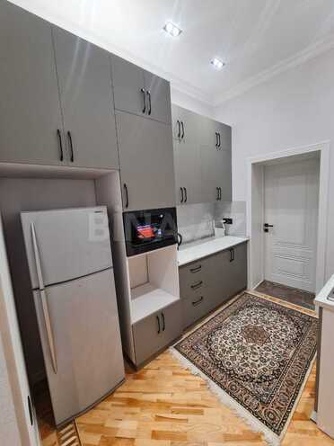 Сдаётся 1-комн. вторичка 50 м², м. Сахил, photo 1 from 18