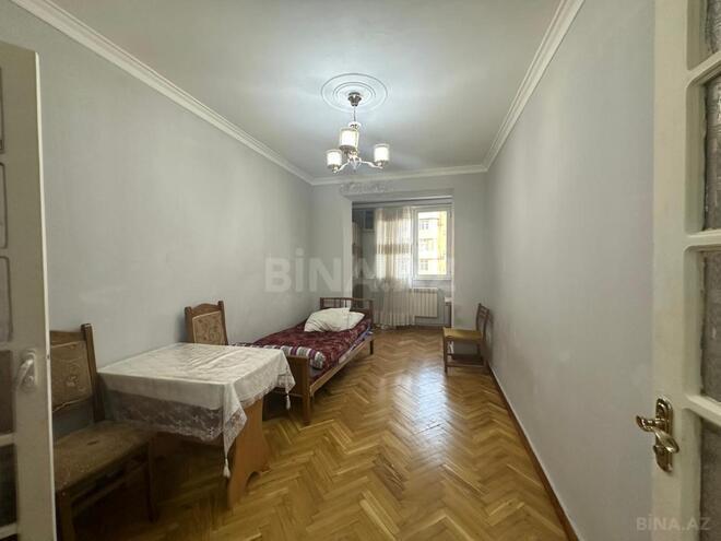 Сдаётся 3-комн. вторичка 80 м², м. Элмляр Академиясы, photo 6 from 11