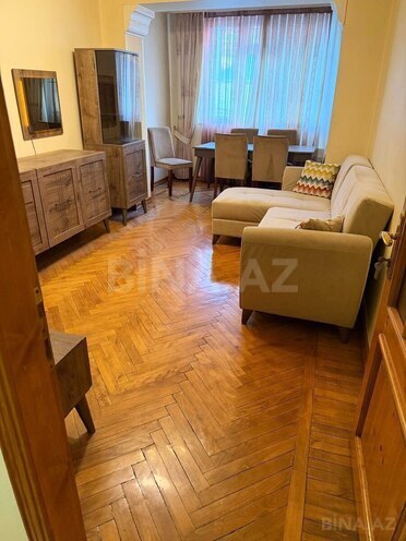 Satılır 3 otaqlı köhnə tikili 75 m², Nizami m., photo 4 from 19