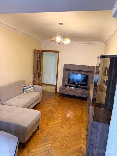 Satılır 3 otaqlı köhnə tikili 75 m², Nizami m., photo 5 from 19