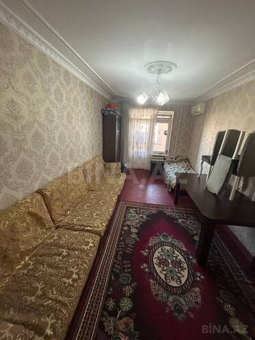 Сдаётся 3-комн. вторичка 70 м², м. Мемар Аджеми, photo 1 from 8