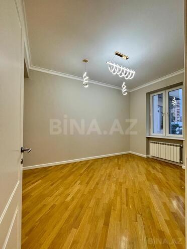 Satılır 3 otaqlı köhnə tikili 97.7 m², 28 May m., photo 17 from 30