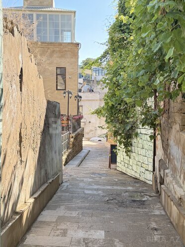 Satılır 4 otaqlı köhnə tikili 120 m², İçəri Şəhər m., photo 3 from 21