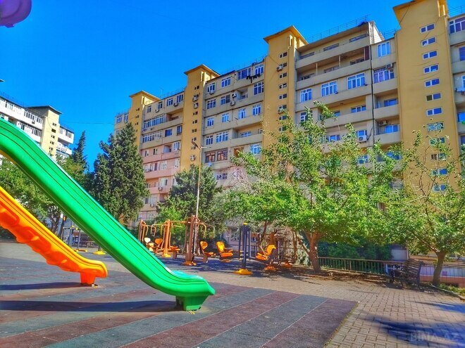 Satılır 2 otaqlı köhnə tikili 65 m², Koroğlu m., photo 3 from 14