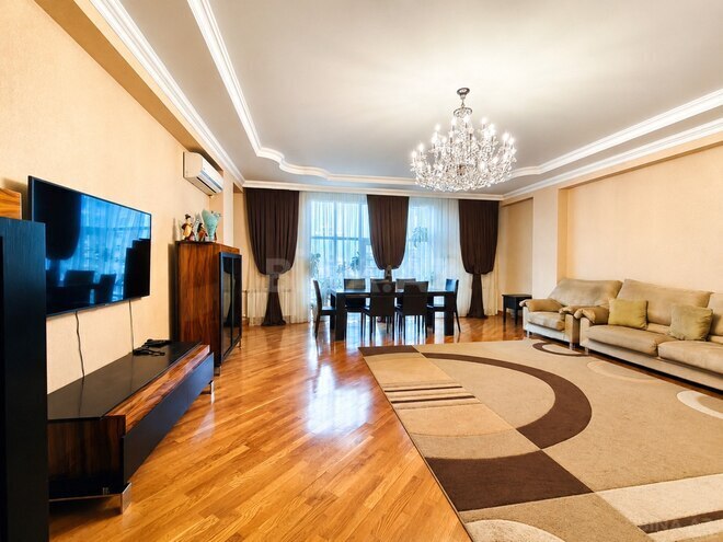 Продаётся 4-комн. новостройка 170 м², м. Гянджлик, photo 1 from 23