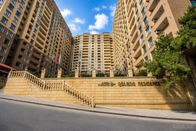 Продаётся 2-комн. новостройка 45 м², м. Иншаатчылар, photo 1 from 12