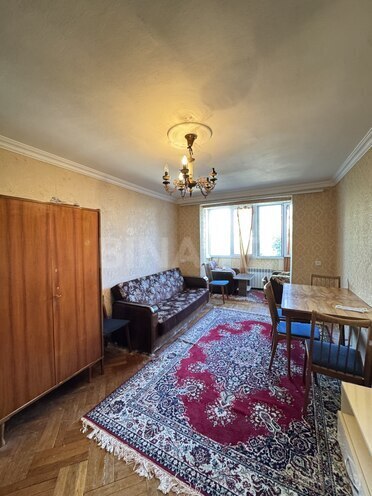 Satılır 2 otaqlı köhnə tikili 50 m², Elmlər Akademiyası m., photo 1 from 9