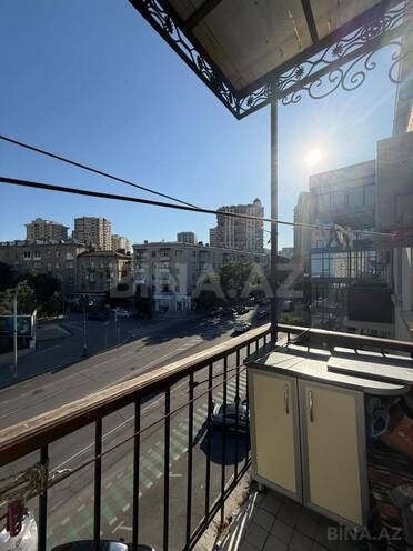 Satılır 2 otaqlı köhnə tikili 55 m², Elmlər Akademiyası m., photo 7 from 19