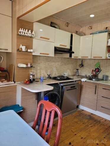 Продаётся 3-комн. вторичка 90 м², Хатаинский р., photo 4 from 15