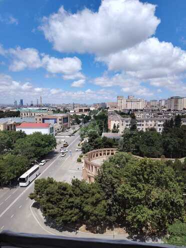 Satılır 2 otaqlı köhnə tikili 60 m², Xalqlar Dostluğu m., photo 5 from 18