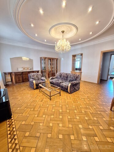 İcarəyə verilir 2 otaqlı köhnə tikili 90 m², 28 May m., photo 3 from 11